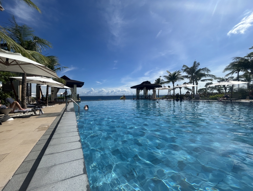 クリムゾン マクタン セブ