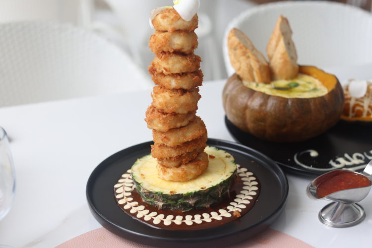 calamares onion tower