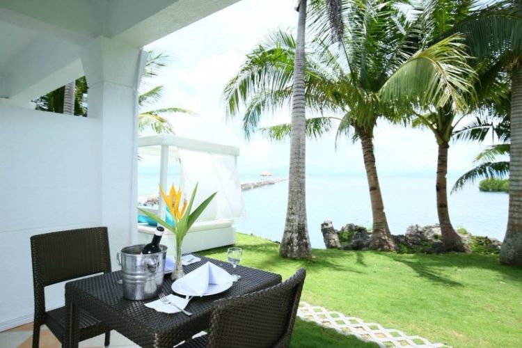 0-02-08-ec538841bc291f5a4068acd5a3f2f57277aad5637b674114641811bf81e18324_a30a970a3b604805