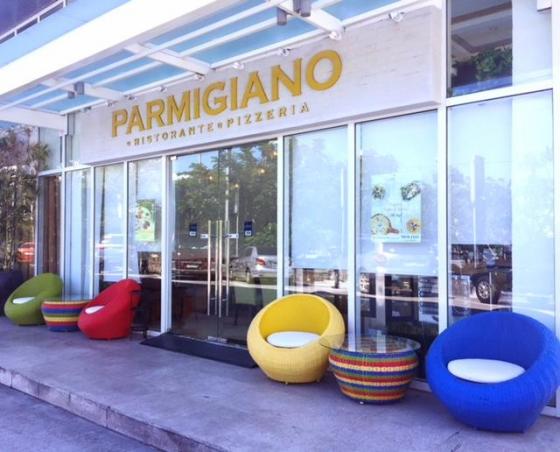 Parmigiano_Outside.JPG